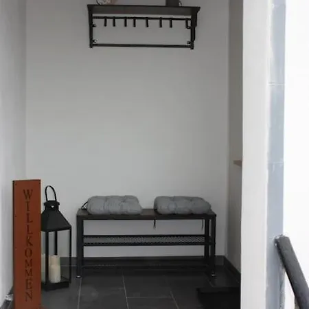Eifelhaeusje Schaefer Апартаменты