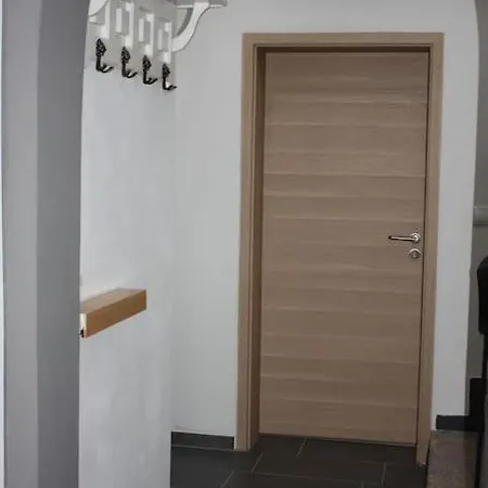 公寓 Eifelhaeusje Schaefer *